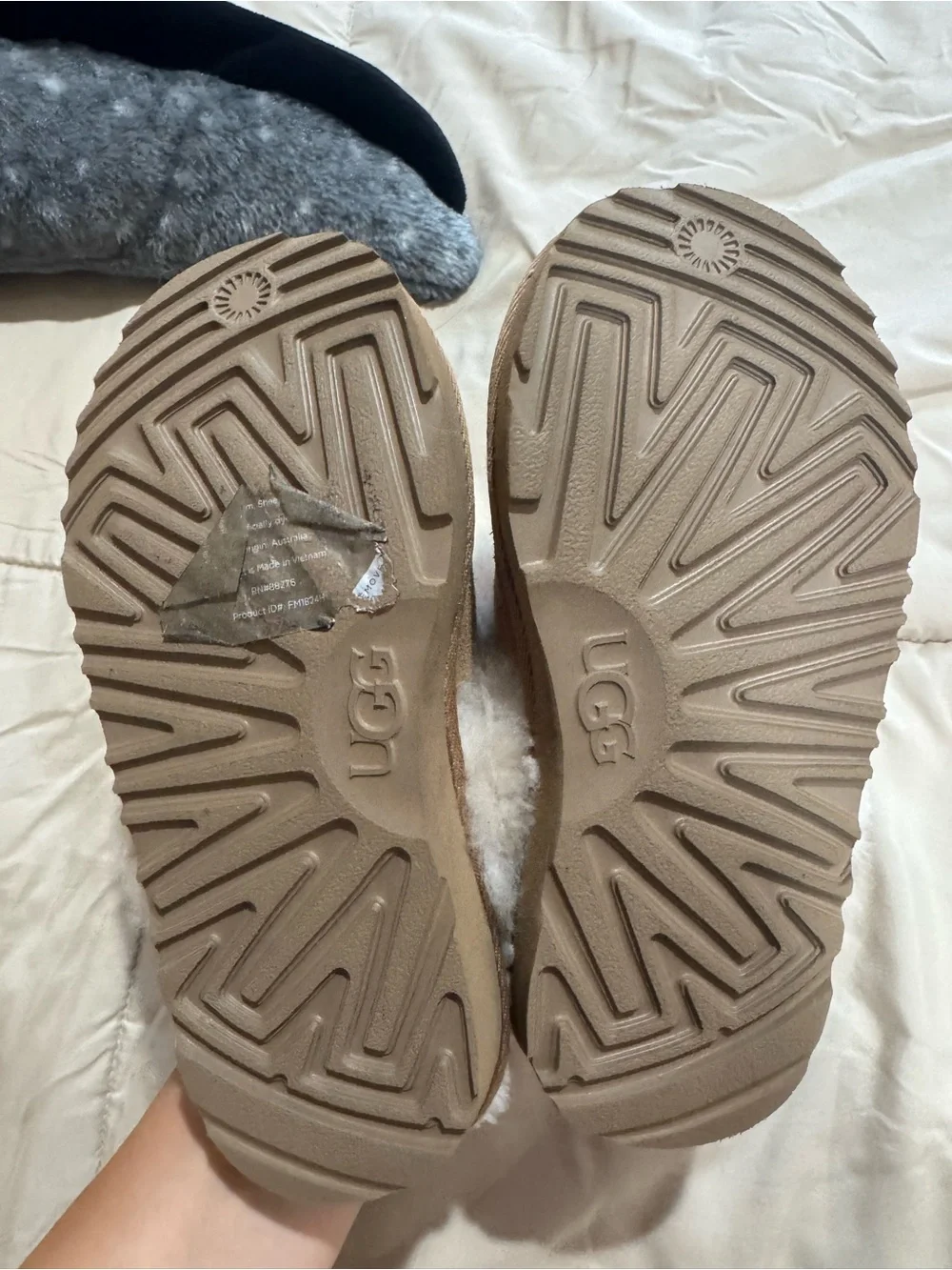 UGG Kids Chestnut Slipper